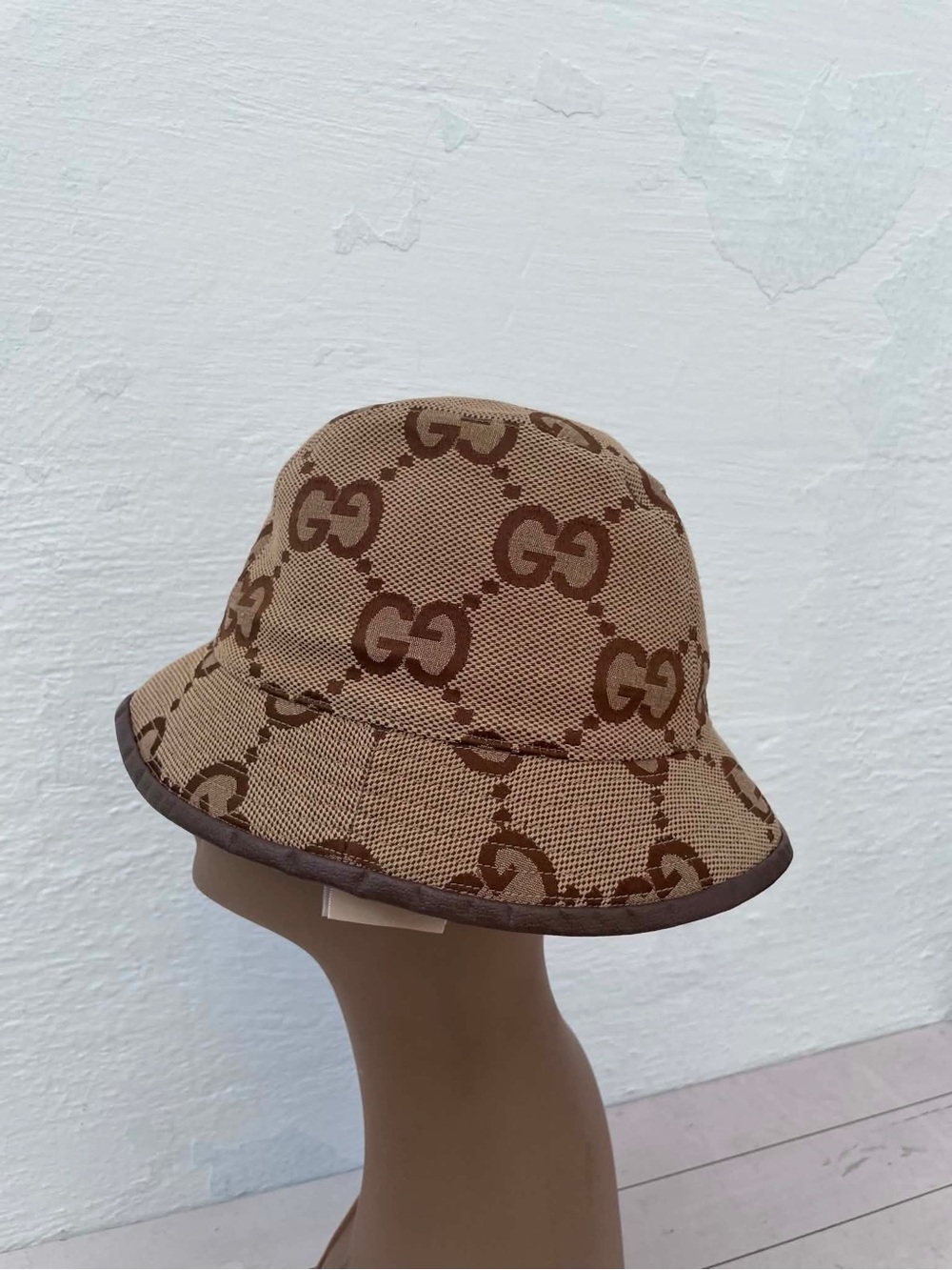 Gucci Beige and Brown GG Monogram Bucket Hat - Picture 4 of 9